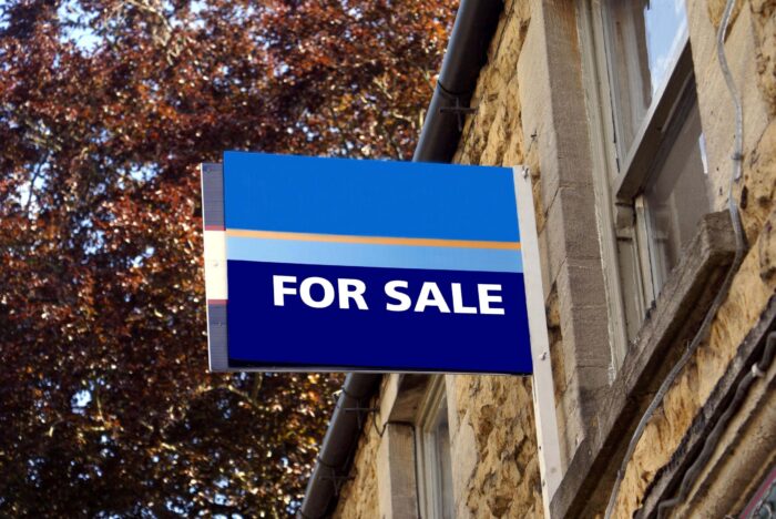 Asking prices rise £4.5K in January, as demand jumps